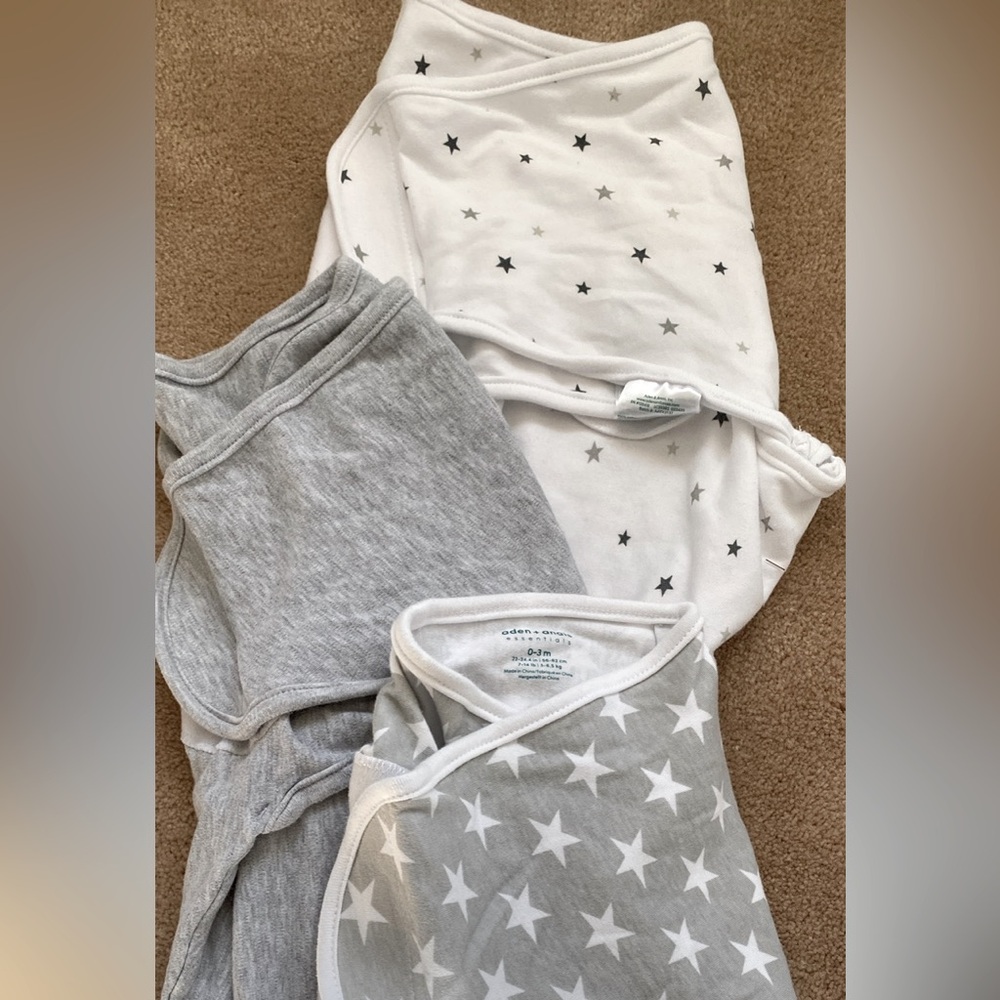 SOLD Aden and anais easy swaddle size large 0-3m